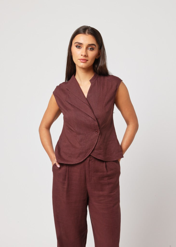 Kudrat Top – A Reflection of Nature’s Strength