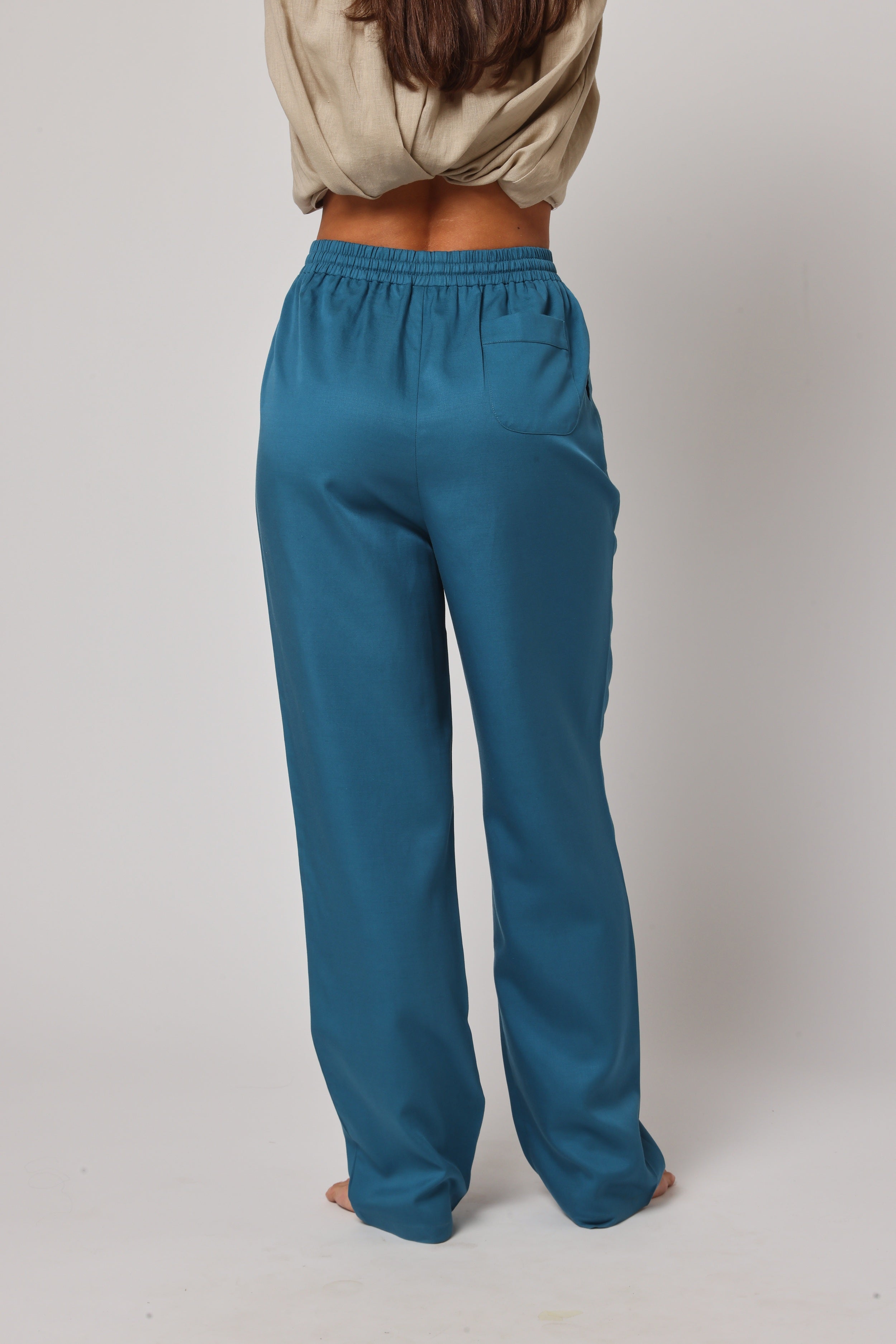 Nad Ki Kahani: A Story of Comfort and Style