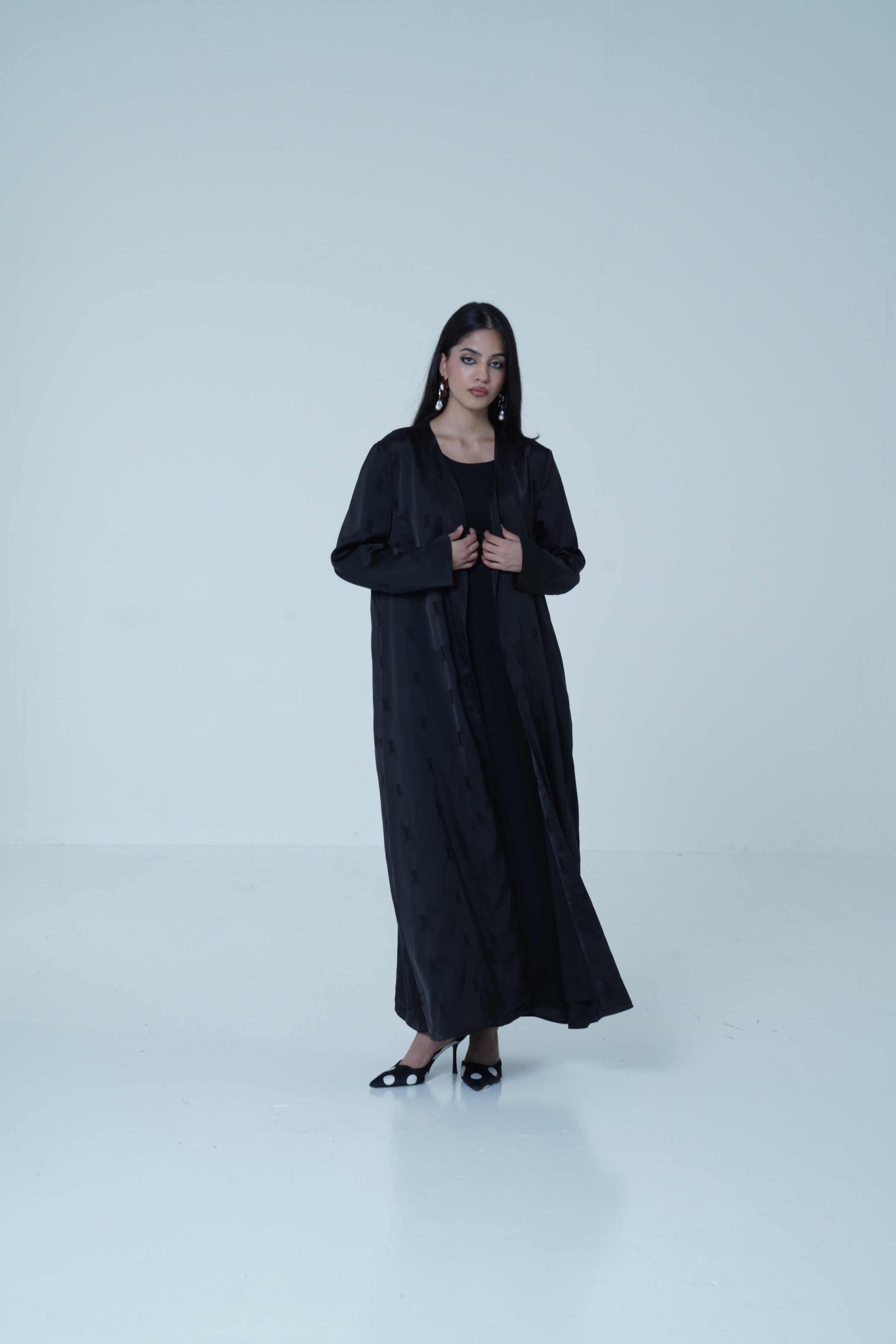 Abaya Moon Black - Premium Sateen