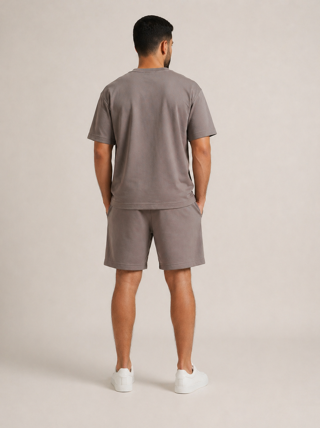 Travix - Premium Shorts
