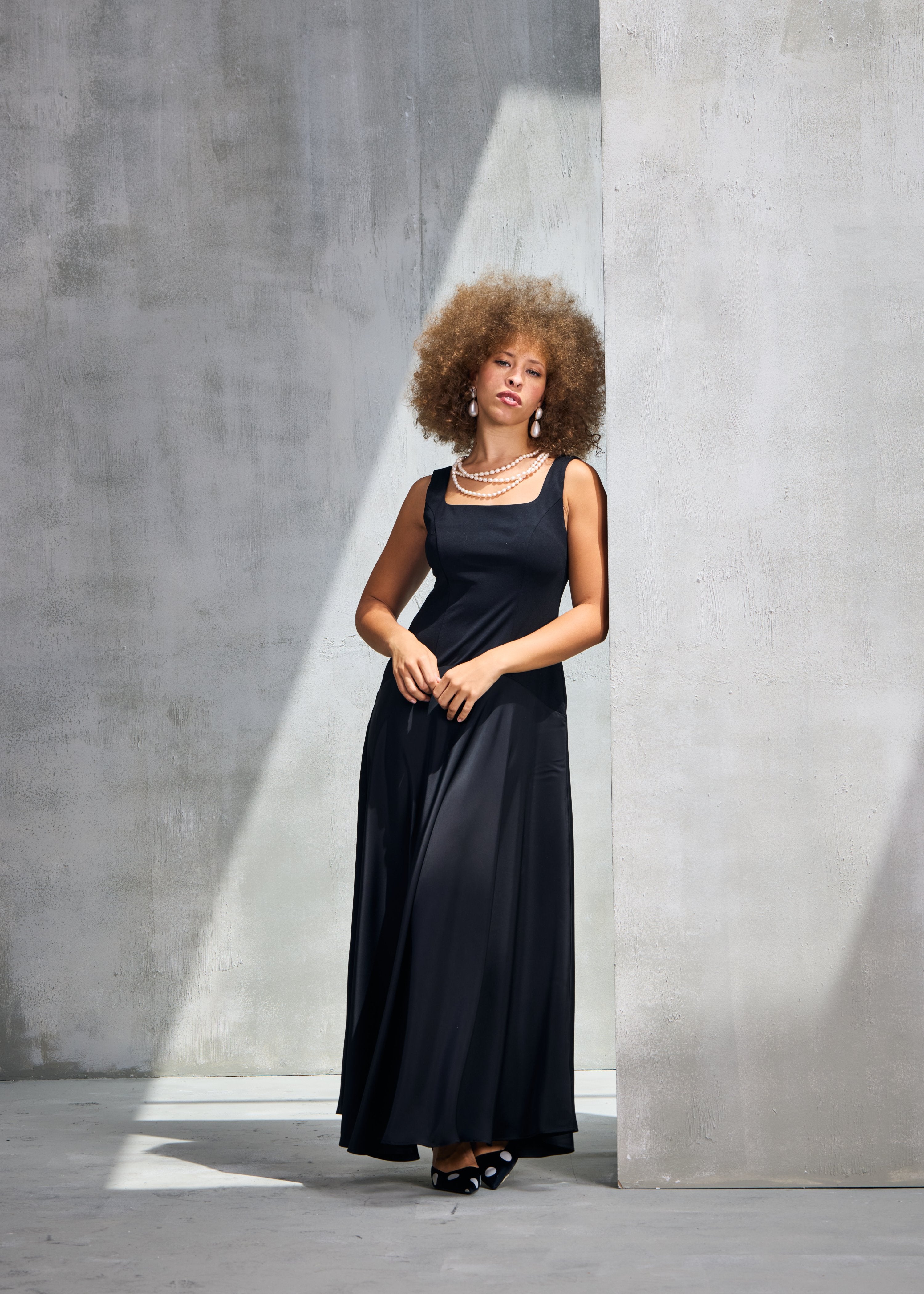 Black Sleeveless Maxi Dress