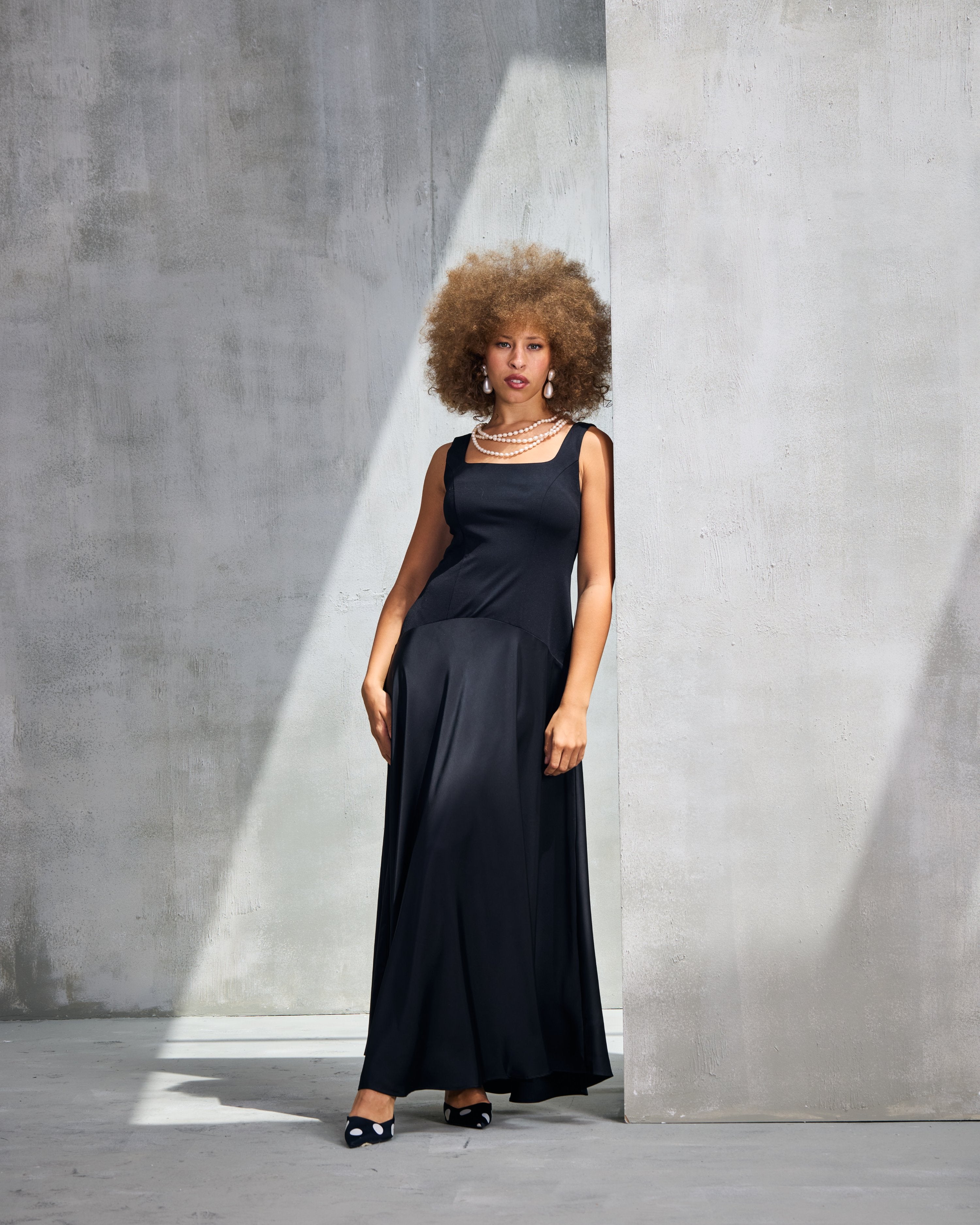 Black Sleeveless Maxi Dress